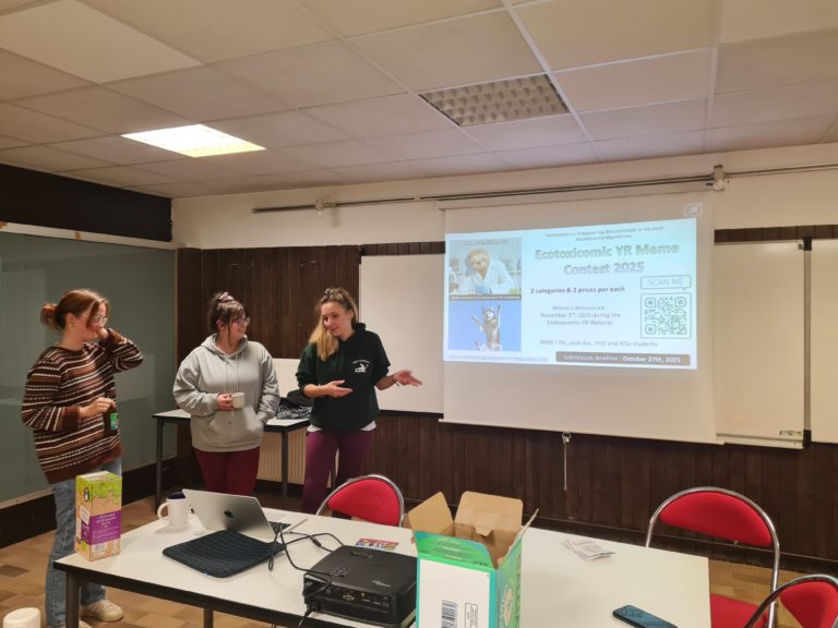 EcotoxicoMic YR Meme Contest